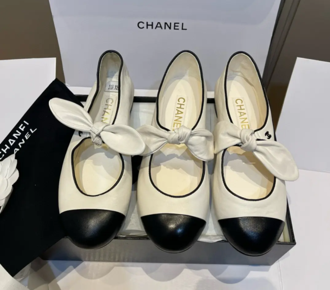 Chanel-inspired bow Mary Jane shoes