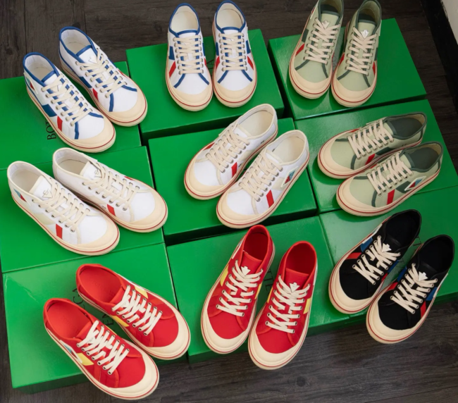 Couple style BOTTEGA VENETA BV25ss Erin Retro Tennis Sneakers​