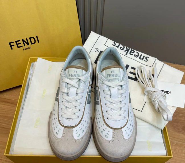 Fendi 2025 New Casual Shoes Vintage classic style (1)