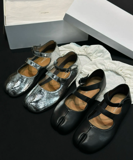 Maison Margiela double-belt Mary Jane toe shoes