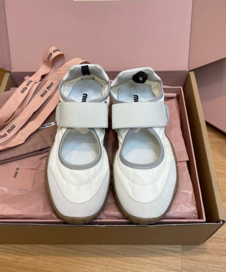  Miu Miu 25SS Spring and Summer Mary Jane Velcro Tire Shoes  (1)