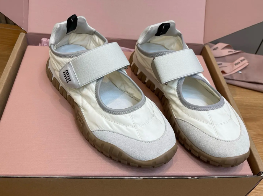  Miu Miu 25SS Spring and Summer Mary Jane Velcro Tire Shoes  (2)
