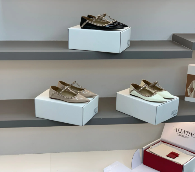 Valentino one-strip flat shoes