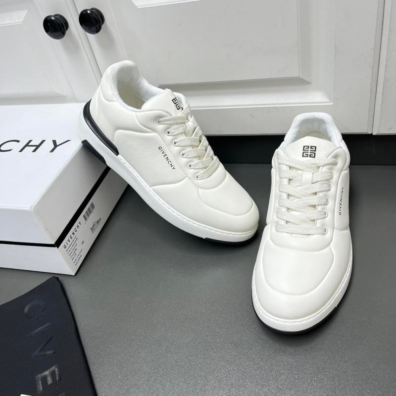 Givenchy Givenchy Wing Low-Top Casual Sneaker Lace-up
