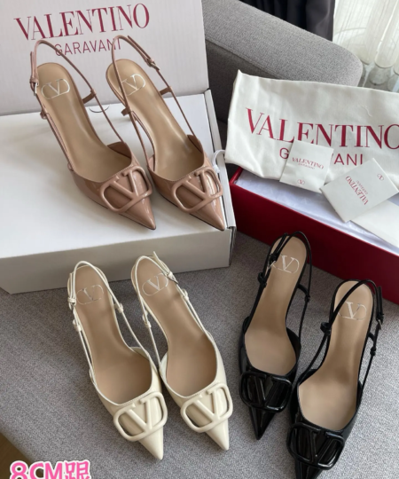 【𝐕𝐚𝐥𝐞𝐧𝐧𝐭𝐢𝐧𝐨】Wallon's latest 𝐕𝐓 buckled back strapped high heels (29)