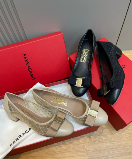 Ferragamo Super Fairy Hollow Mesh Jacquard & Sheepskin Bow Pump (1)