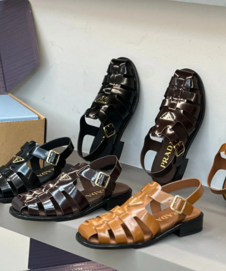 Top version Prada Roman braided leather sandals (1)