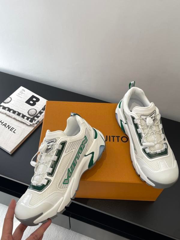 1751017567 401 Louis Vuitton Runner Tatic Series Sneakers relaxed with thick soles