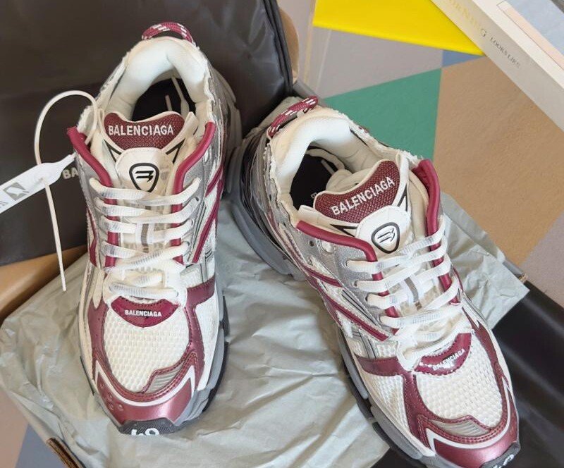 Balenciaga Runner Series Couple Sol Shoes