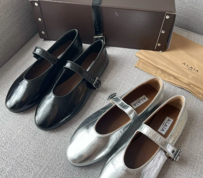 ALAIA new flat ballet shoes (1)