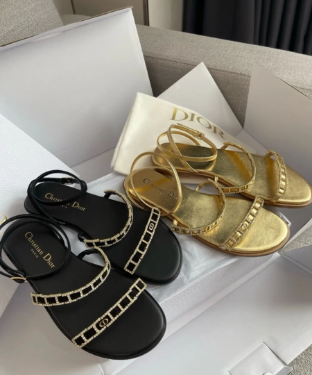 DIOR New Diamond Buckle Flat Sandals (1)