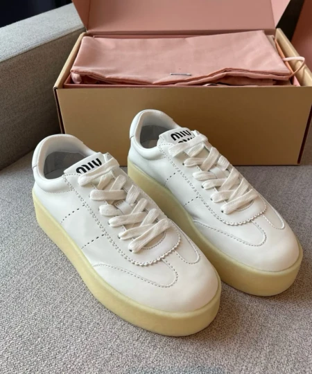MiuMiu's new thick-soled biscuit shoes (2)