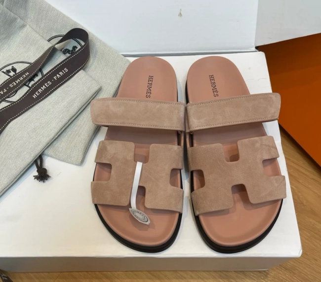 Purchase ceiling-level Hermes Chypre slippers (1)
