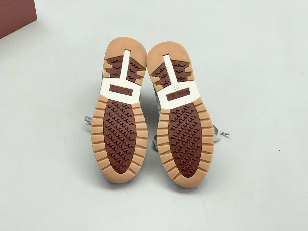 2025 Italian luxury brand Loro capsule series 360LP Flexy Walk casual shoes factory wholesale 18 2025 Italian luxury brand Loro capsule series 360LP Flexy Walk casual shoes. (19)