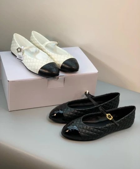 CHANEL diamond-shaped single shoes (3)
