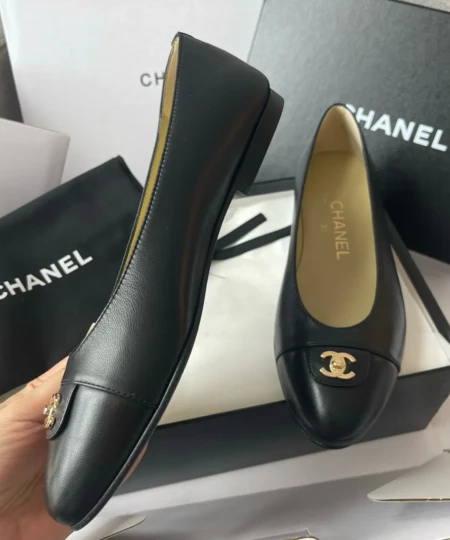 Chanel medium style schoolbag buckle pointed ballet shoes flat shoes (4)