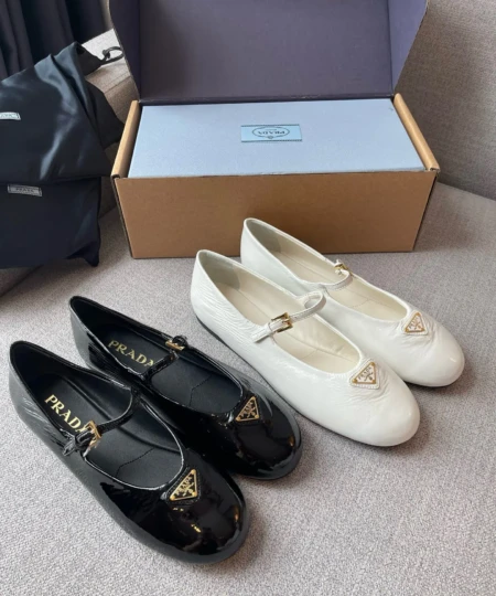 【Prada】New Mary Jane Shoes Patent Wrinkled Leather Ballet Shoes (30)