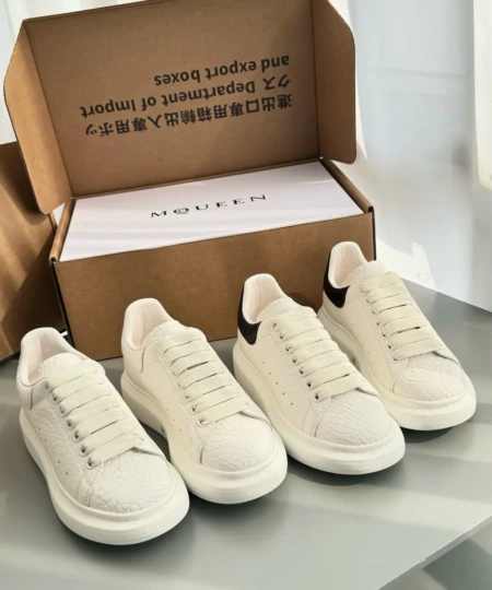 McQueen couple wide-style sneakers factory wholesale (3)