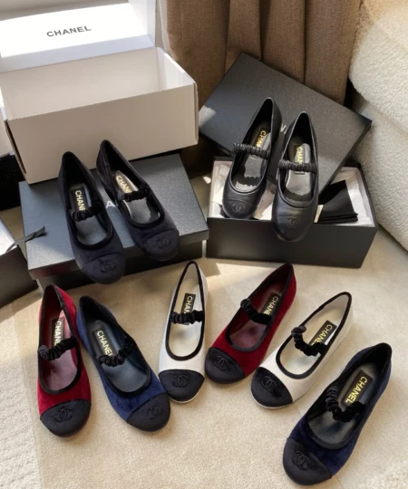 Purchase grade Chanel-inspired 25A Velvet Mary Jane Shoes (4)