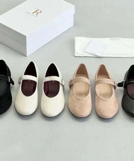 The Row's new season flat-soled Mary Jane ballet shoes (1)