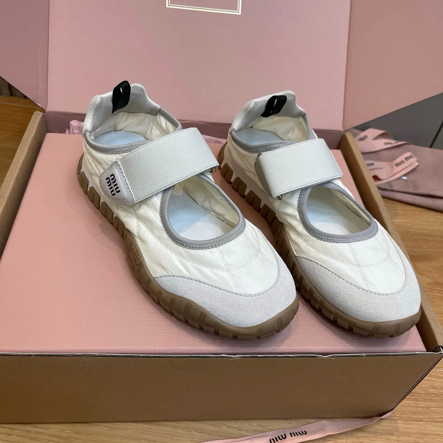Buy Authentic Jordan Shoes Wholesale
