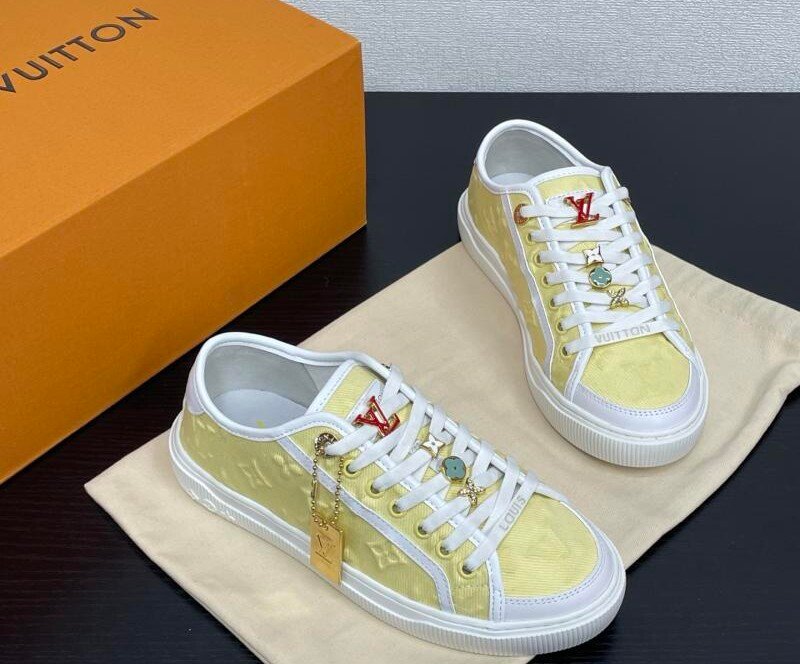 Louis Vuitton 2025 Printemps and summer couple New relaxed sports shoes