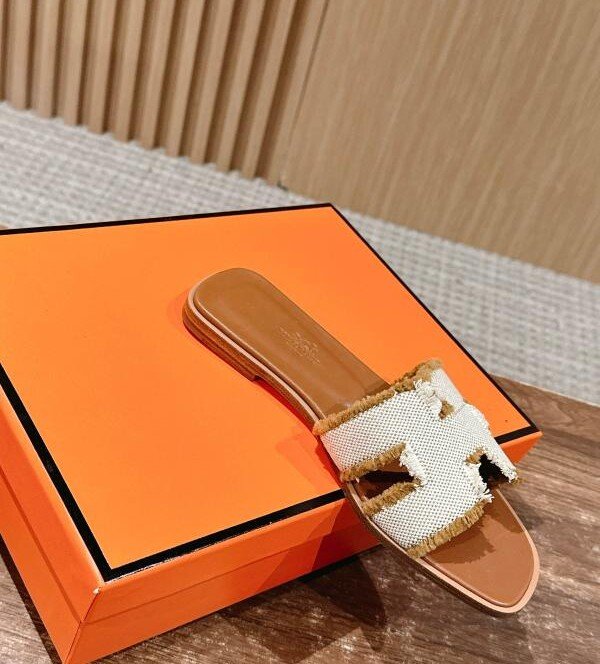 Hermès Hermes Classic H Slippers