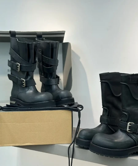 Balenciga Venom High Boots (39)
