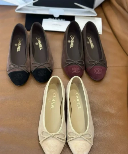 Chanel bow suede ballet flats (3)