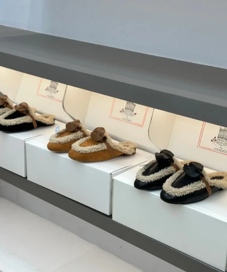 Top quality 𝗛𝗘𝗥𝗠𝗘𝗦 · 𝗢𝗭 Mugler wool half-slippers factory wholesale (Copy) (2)