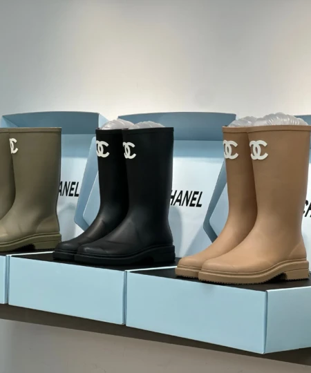 upgraded version of the top-tier Chanel rain boots (1)