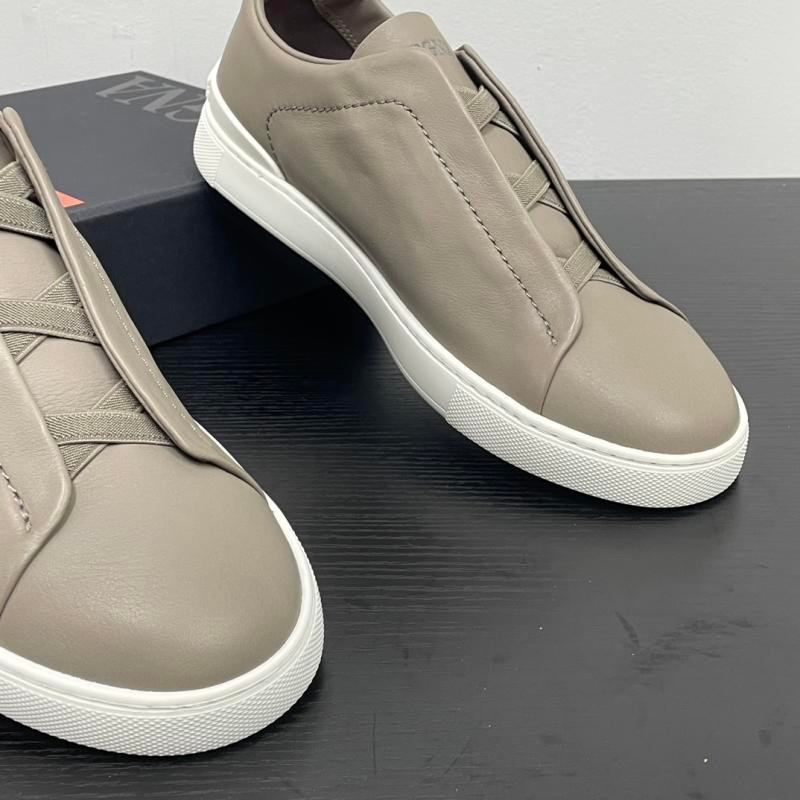 Zegna SECONDSKIN Triple Stitch™ low-top sneakers 6 Image 7: Side view of the shoe, showcasing the reverse deerskin neckline