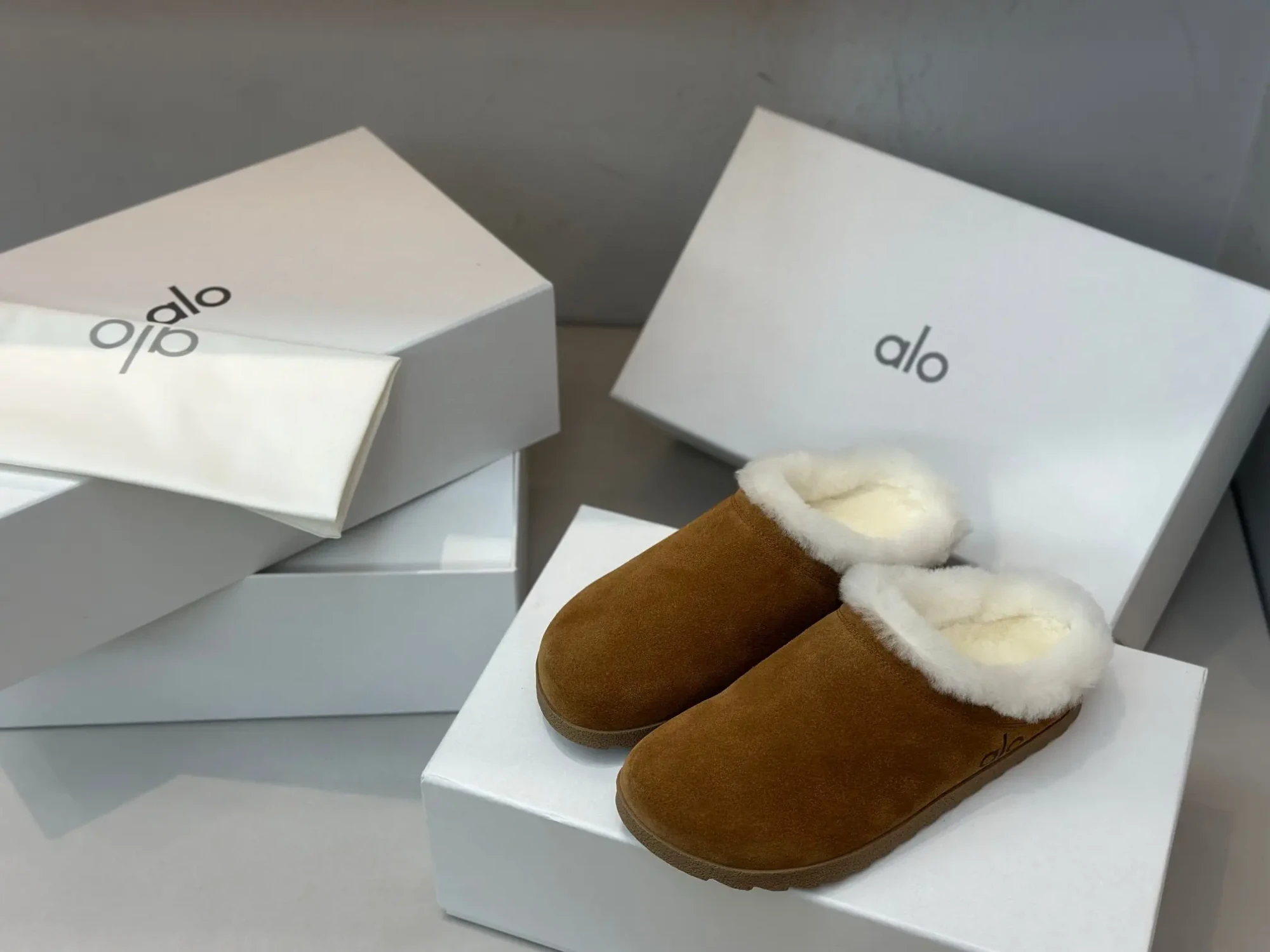 ALO Birkenstock wool cloud slippers factory wholesale 13 ALO Birkenstock wool cloud slippers factory wholesale (10)