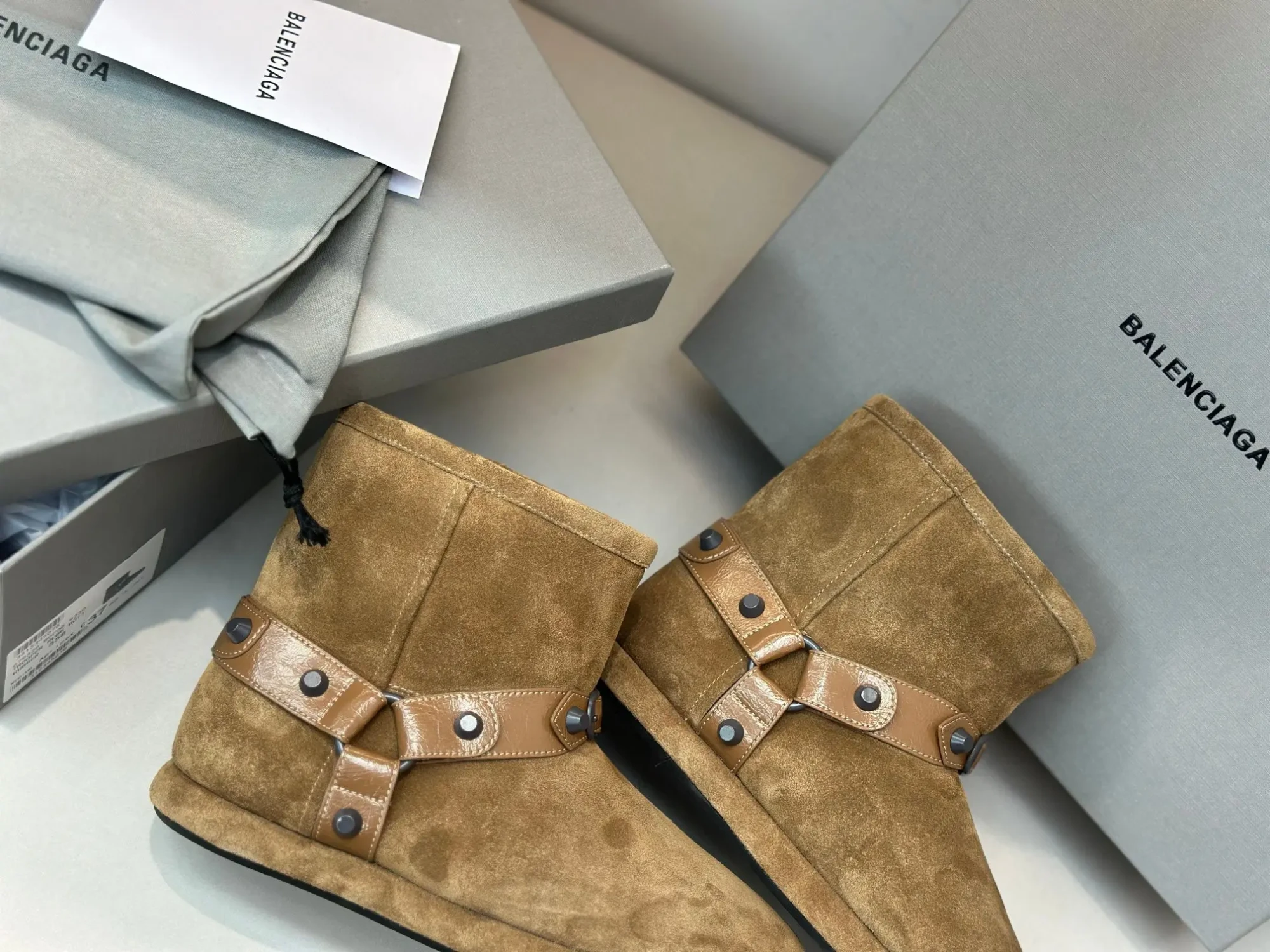 BALENCIAGA* Fall/Winter New Wool Ankle Boots 18 BALENCIAGA FallWinter New Wool Ankle Boots (17)