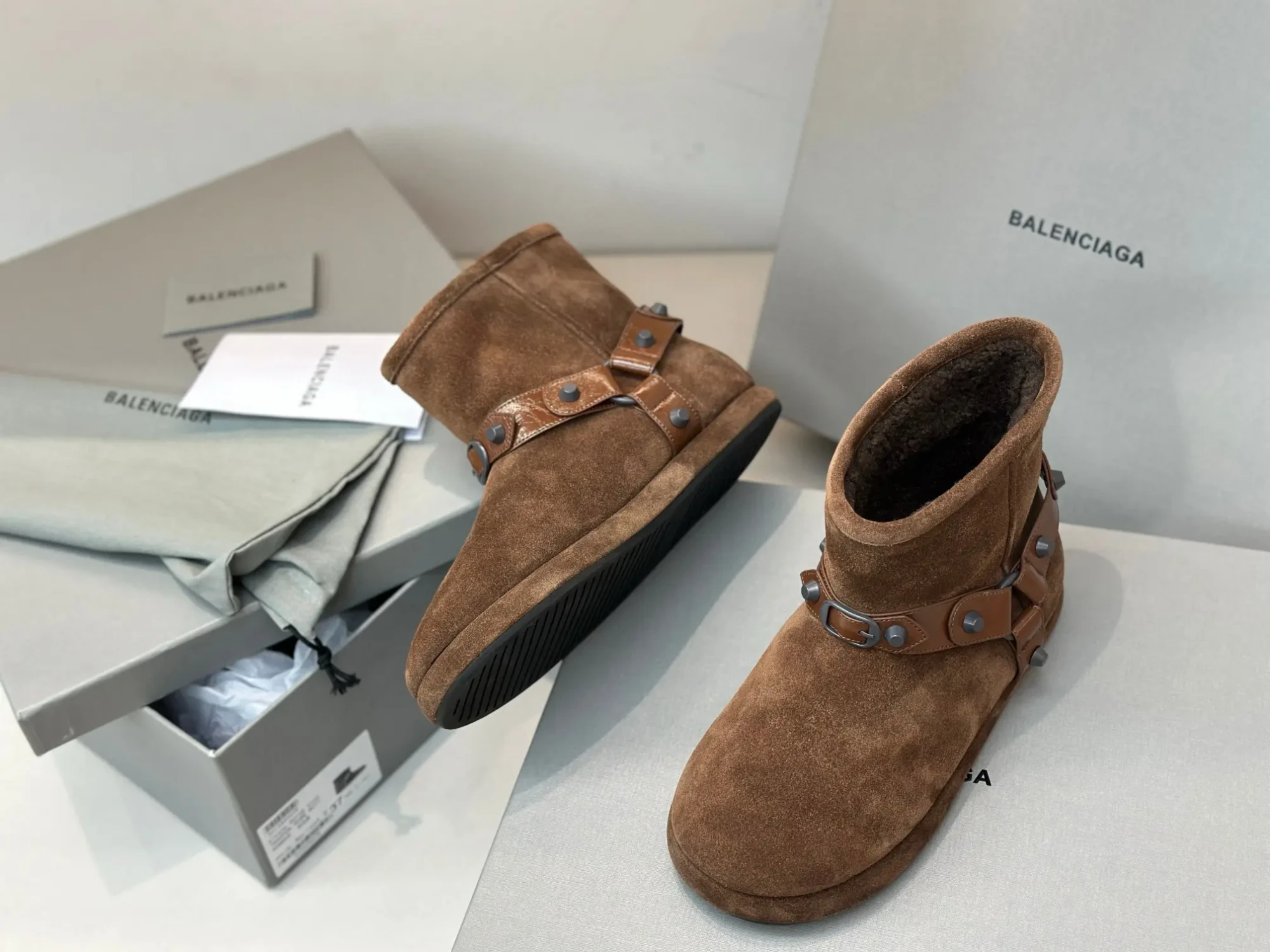BALENCIAGA* Fall/Winter New Wool Ankle Boots 23 BALENCIAGA FallWinter New Wool Ankle Boots (22)