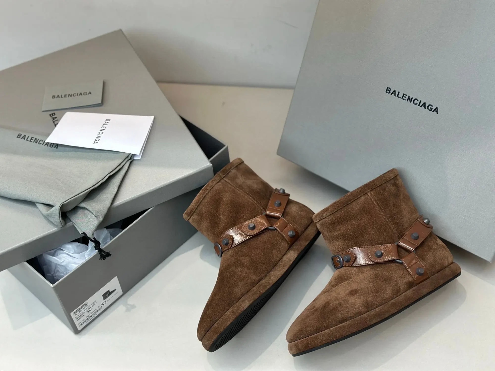 BALENCIAGA* Fall/Winter New Wool Ankle Boots 25 BALENCIAGA FallWinter New Wool Ankle Boots (24)