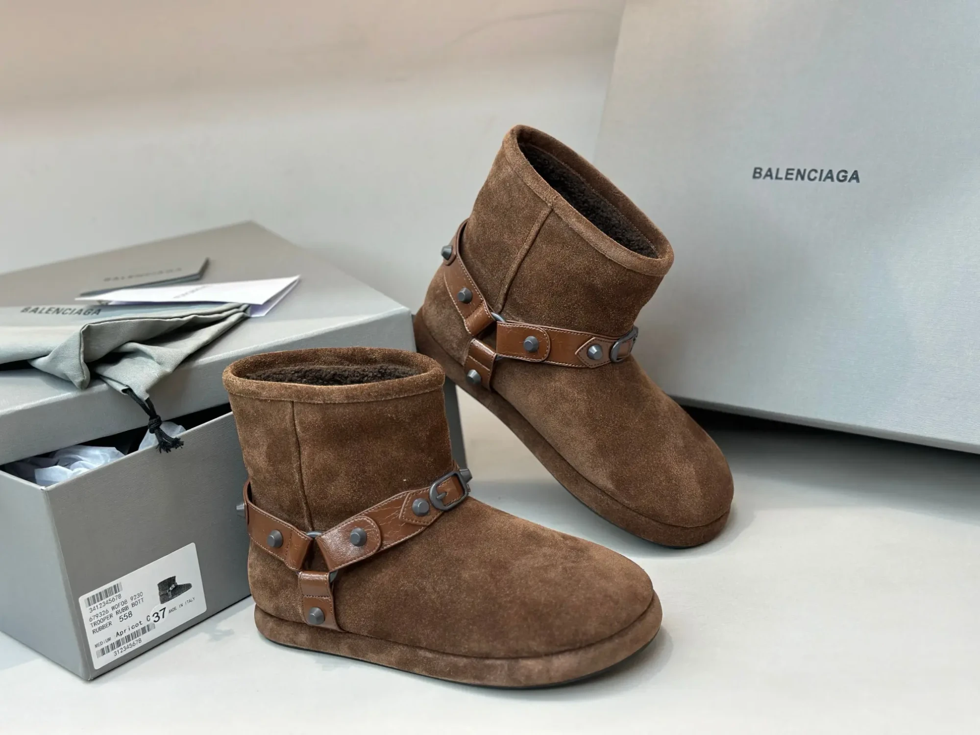 BALENCIAGA* Fall/Winter New Wool Ankle Boots 26 BALENCIAGA FallWinter New Wool Ankle Boots (25)