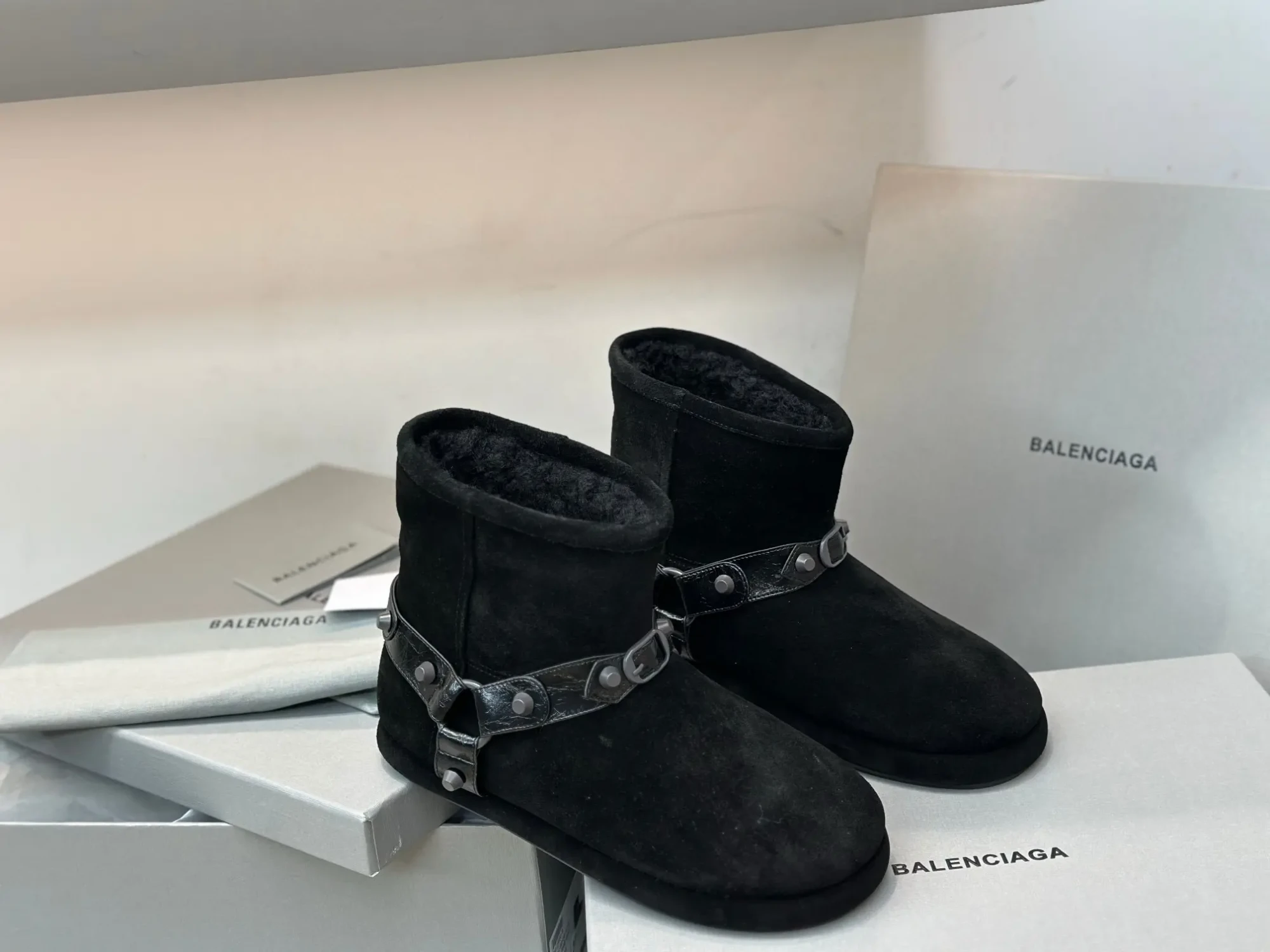 BALENCIAGA* Fall/Winter New Wool Ankle Boots 6 BALENCIAGA FallWinter New Wool Ankle Boots (5)