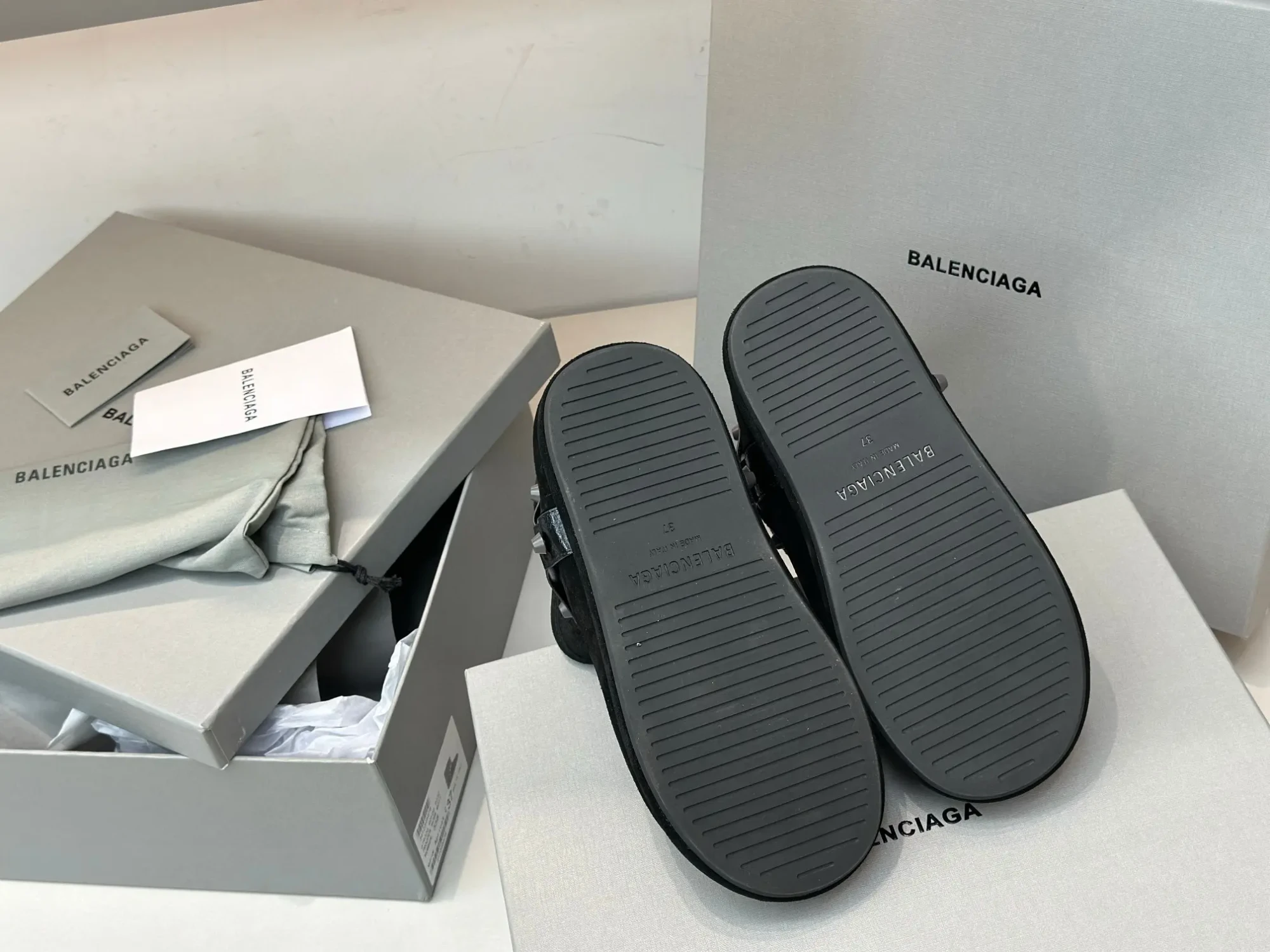 BALENCIAGA* Fall/Winter New Wool Ankle Boots 10 BALENCIAGA FallWinter New Wool Ankle Boots (9)
