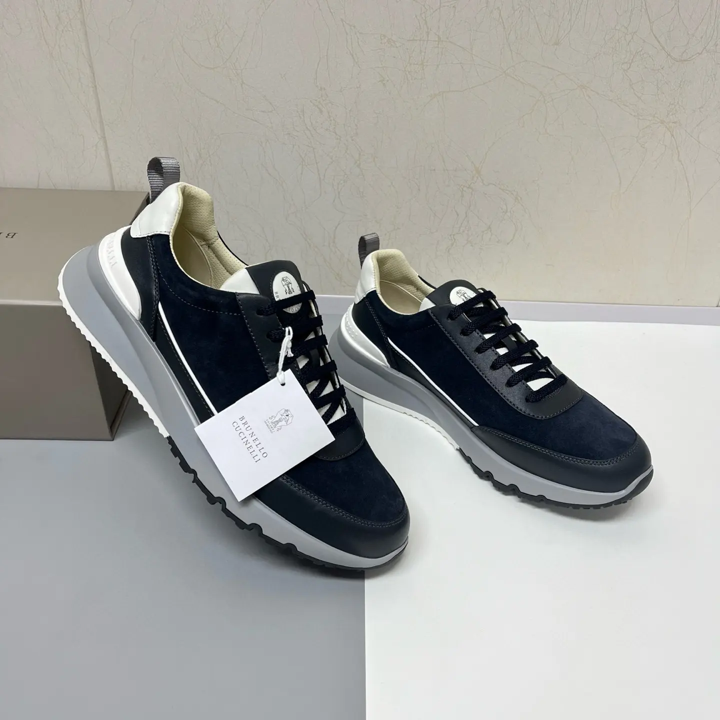 Brunello Cucinelli, a world-class Italian luxury brand sport shoes sneakers 5 Brunello Cucinelli, a world-class Italian luxury brand sport shoes sneakers (5)