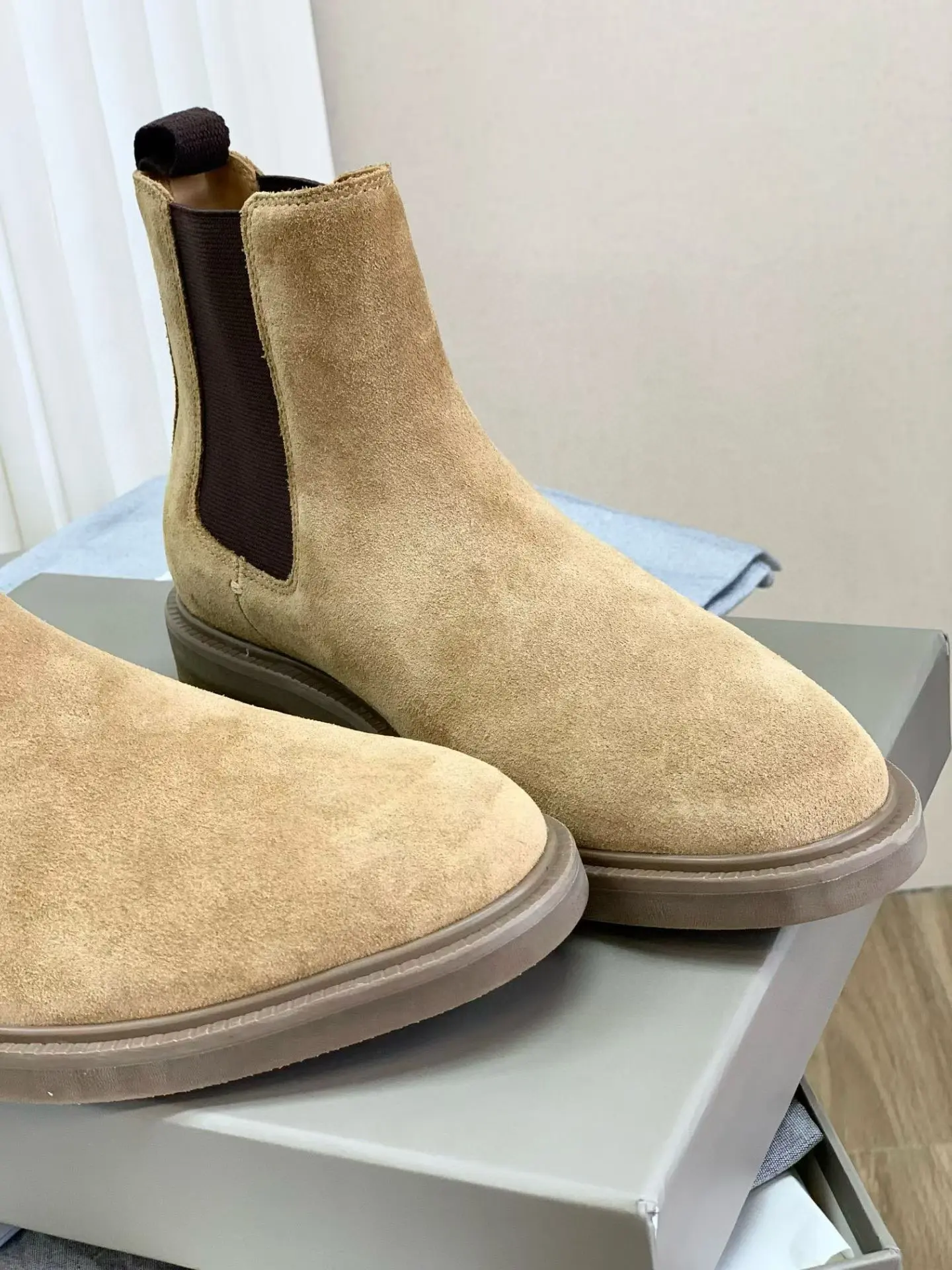 Brunello Cucinelli's new autumn/winter men's ankle boots 5 Brunello Cucinelli's new autumnwinter men's ankle boots (5)