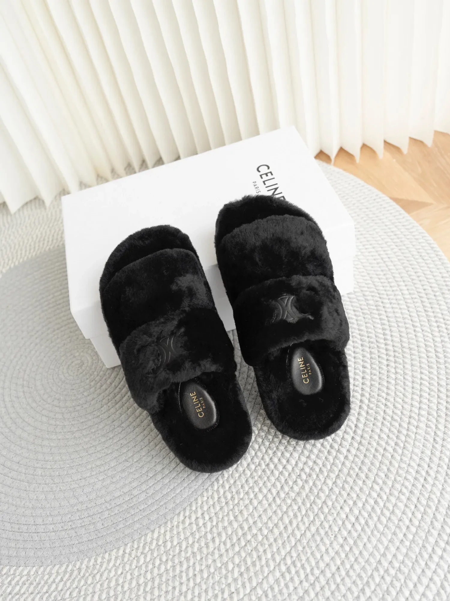 Celine's new fall shearling slippers 25 Celine's new fall shearling slippers (25)