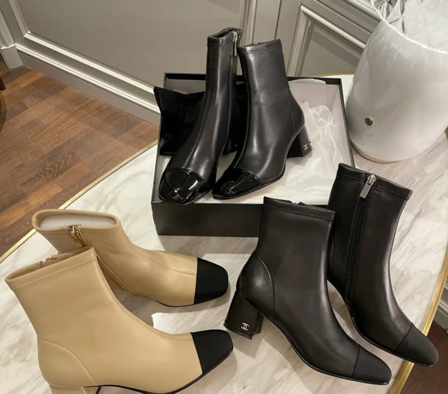Chanel chunky-heeled stretch boots Simple yet elegant ankle boots (1)