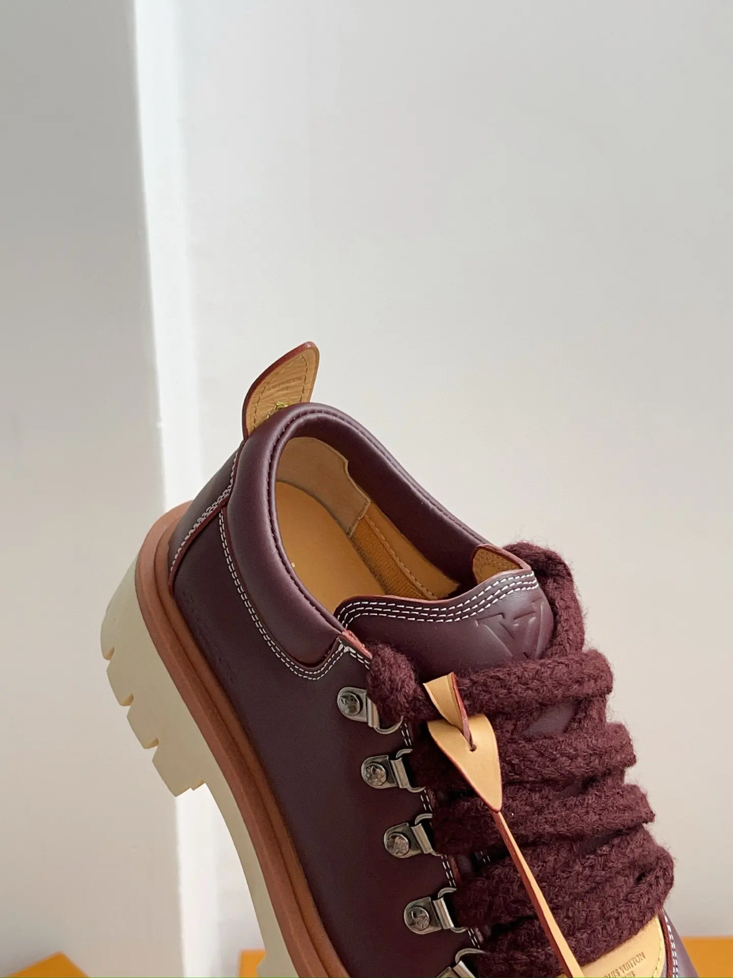 New LV/Louis Vuitton REMIX Big Toe Lace-Up Platform Loafers 10 New LVLouis Vuitton REMIX Big Toe Lace-Up Platform Loafers (10)