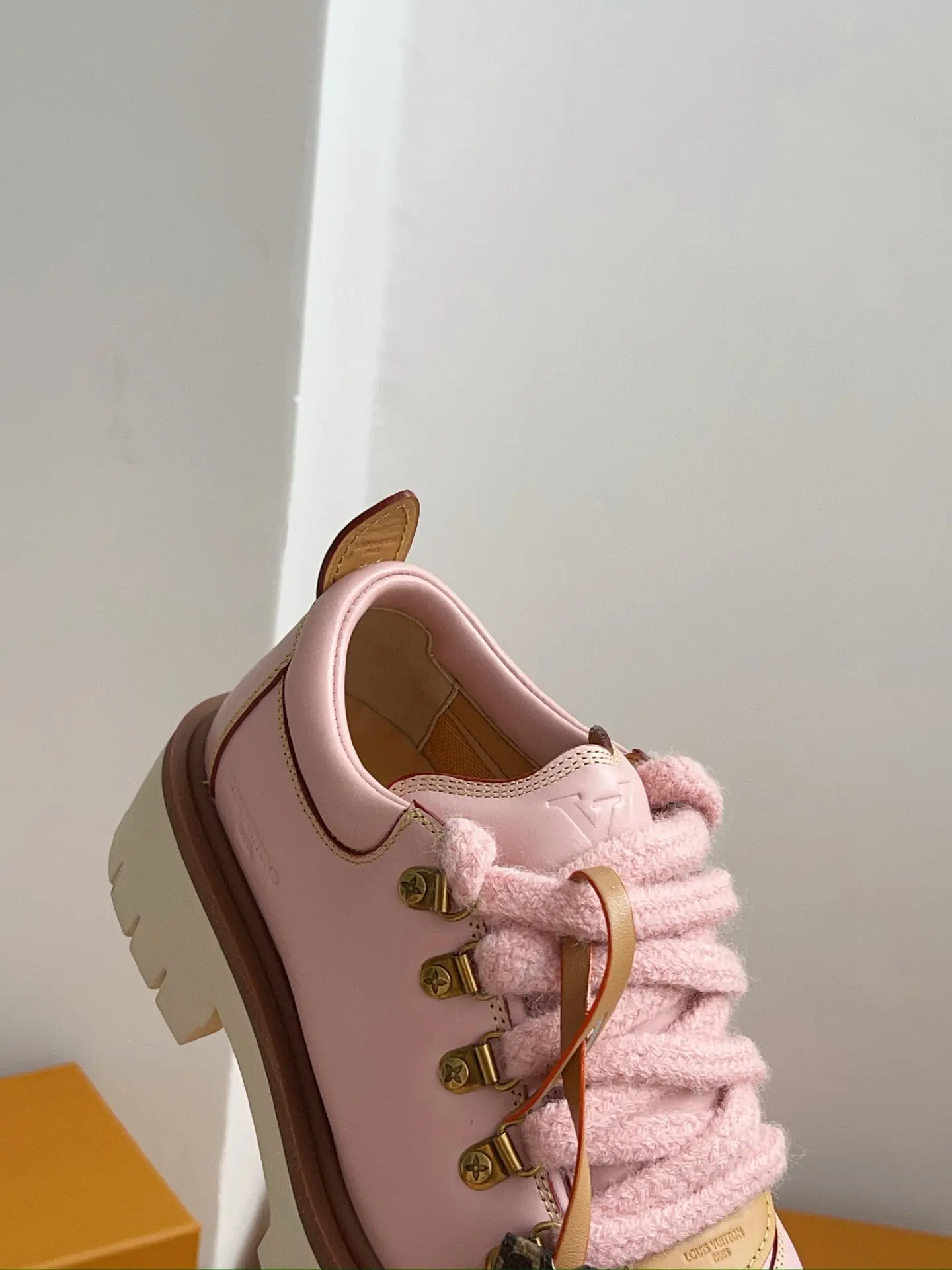 New LV/Louis Vuitton REMIX Big Toe Lace-Up Platform Loafers 19 New LVLouis Vuitton REMIX Big Toe Lace-Up Platform Loafers (19)