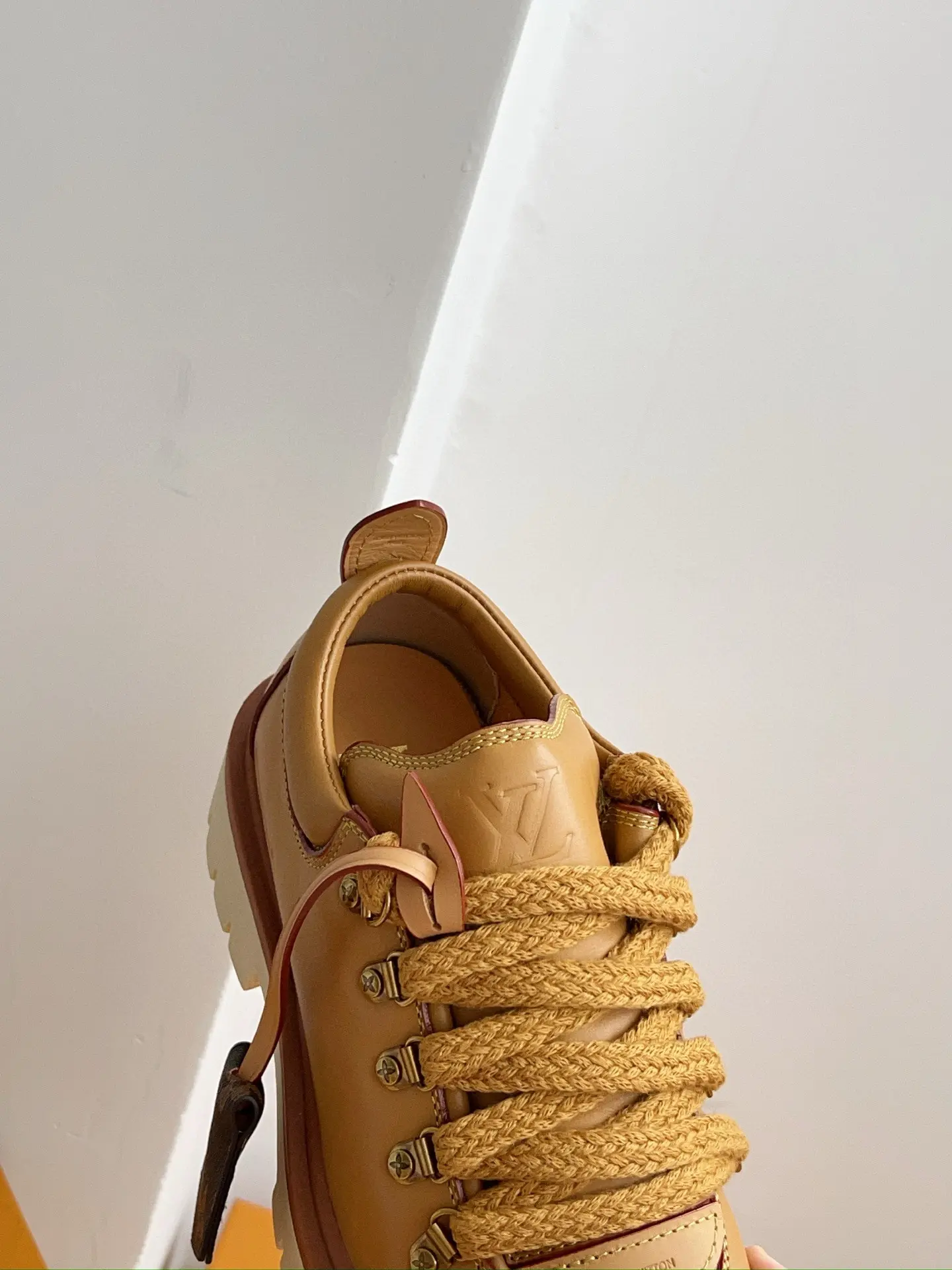 New LV/Louis Vuitton REMIX Big Toe Lace-Up Platform Loafers 36 New LVLouis Vuitton REMIX Big Toe Lace-Up Platform Loafers (36)