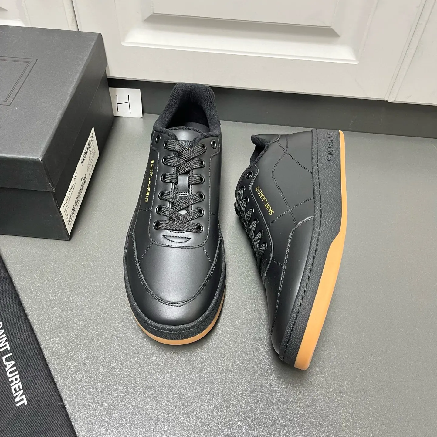 New SAINT LAURENT low-top lace-up sneakers 2 New SAINT LAURENT low-top lace-up sneakers (2)