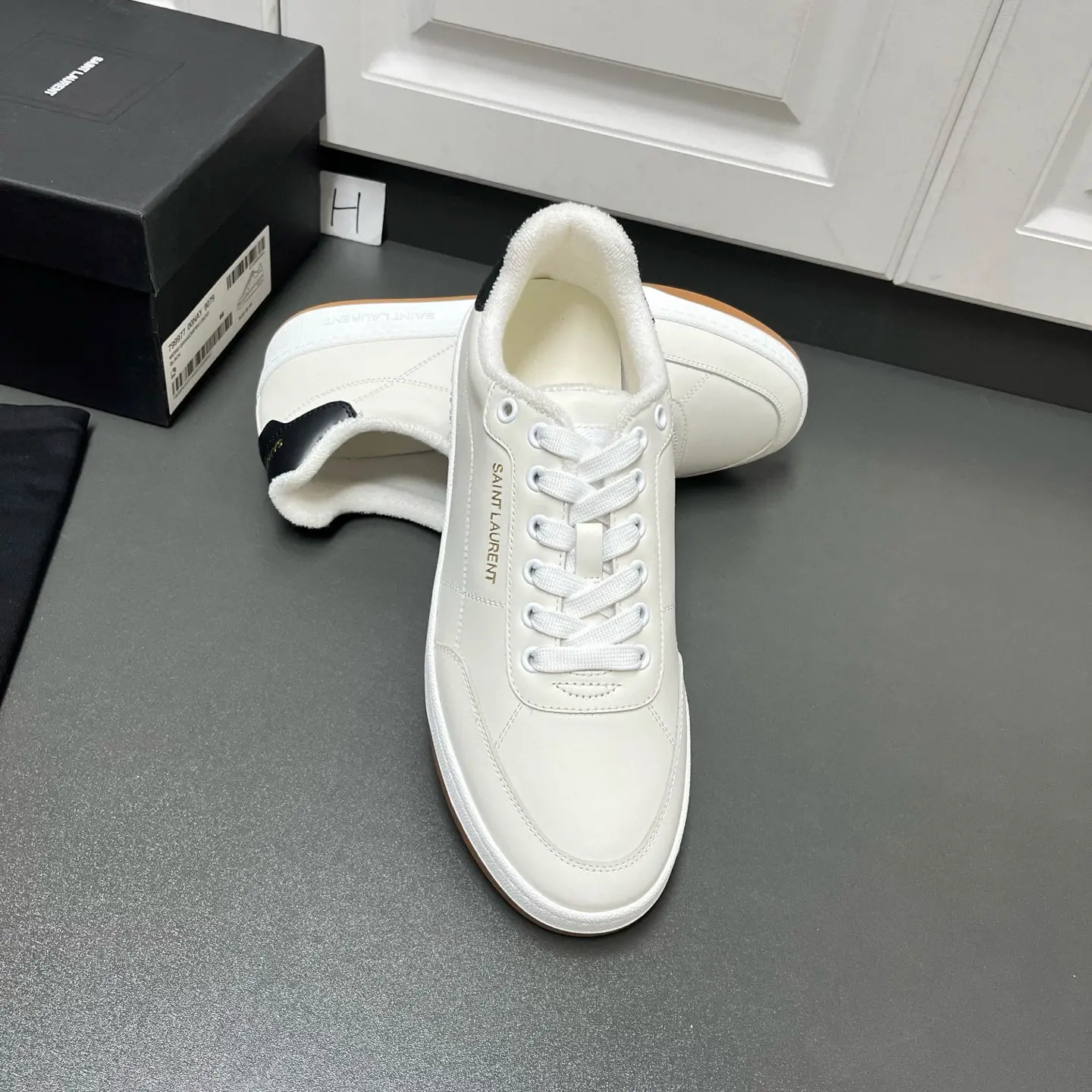 New SAINT LAURENT low-top lace-up sneakers 26 New SAINT LAURENT low-top lace-up sneakers (26)