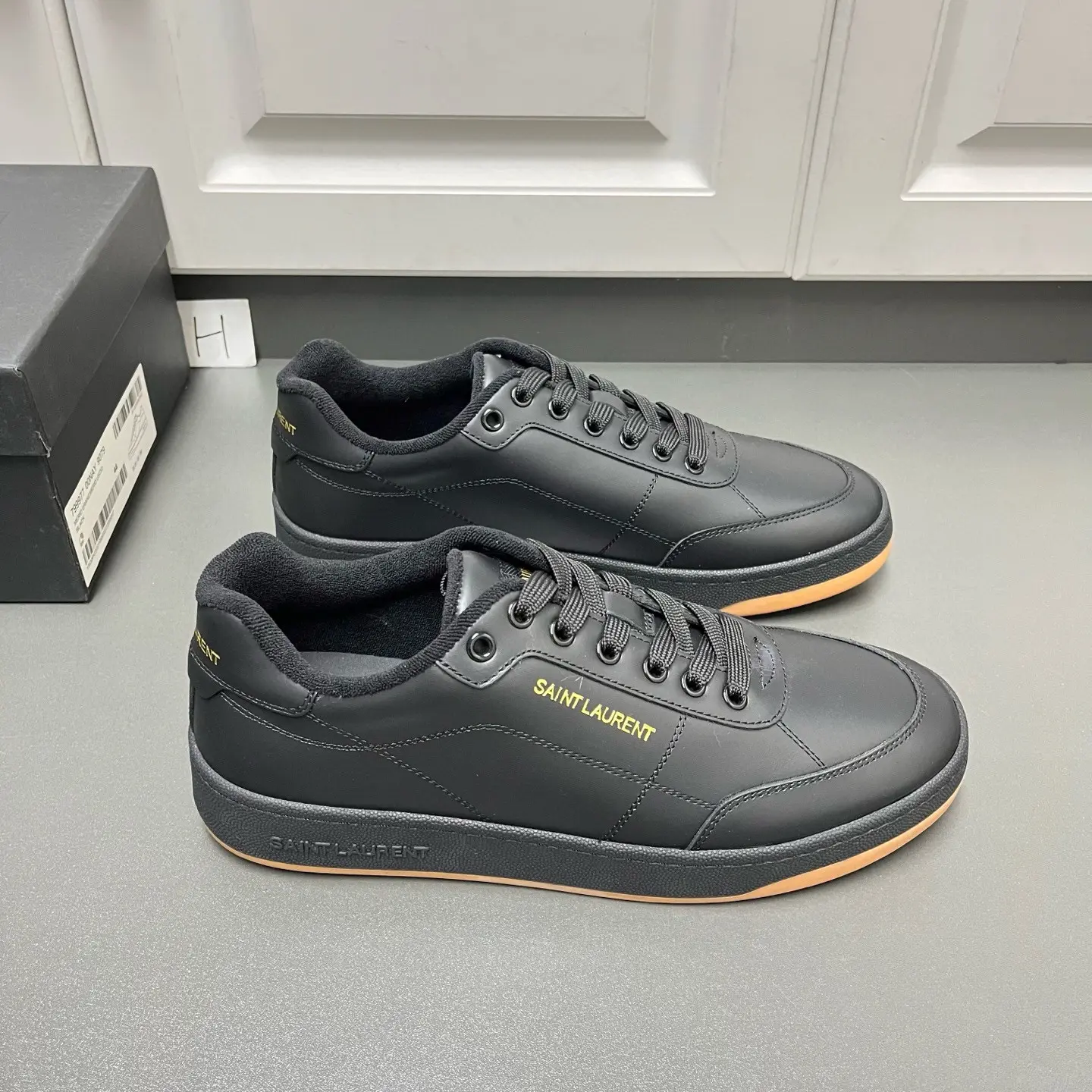 New SAINT LAURENT low-top lace-up sneakers 5 New SAINT LAURENT low-top lace-up sneakers (5)