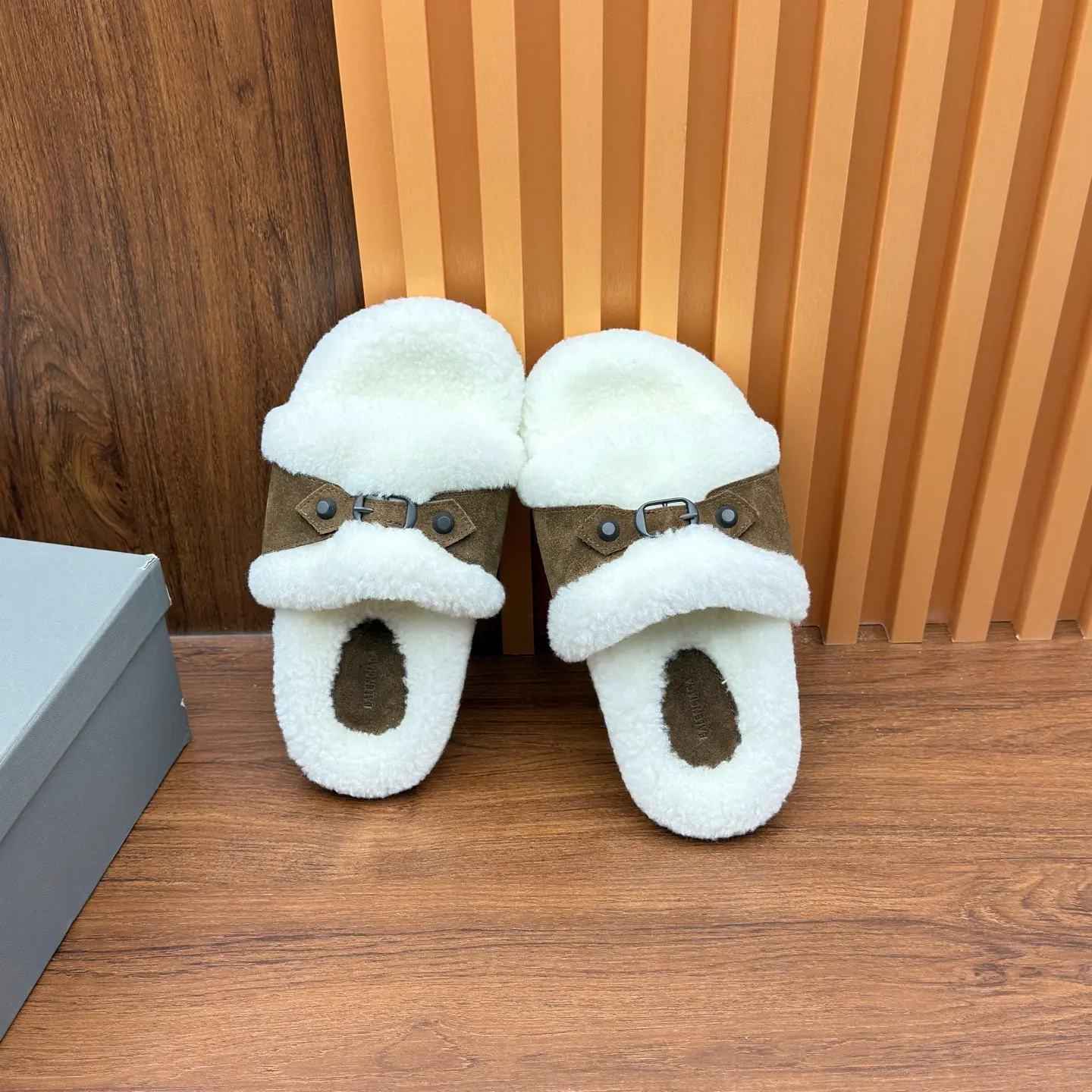 Purchasing agent level Balenciaga's new inspired slippers factory wholesale 20 Purchasing agent level Balenciaga's new inspired slippers (20)